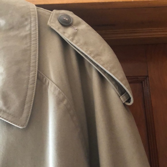 Towne from London Fog Double Breasted Trench Coat - Picture 4 of 8